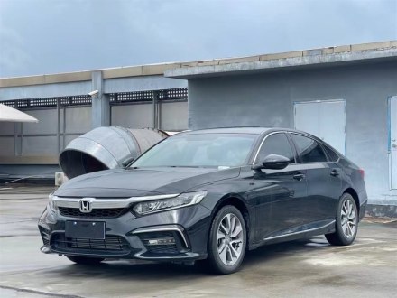 英仕派 2019款 260TURBO 精致版 国VI