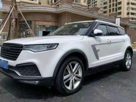 众泰T700 2017款 1.8T 双离合尊享型