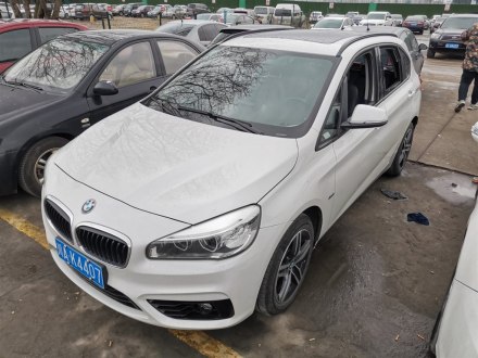 宝马2系旅行车 2016款 218i 运动设计套装