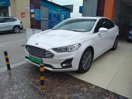 蒙迪欧新能源 2018款 2.0 PHEV 智控时尚型 国VI