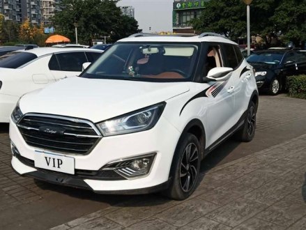 众泰T300 2017款 1.5T CVT尊贵型