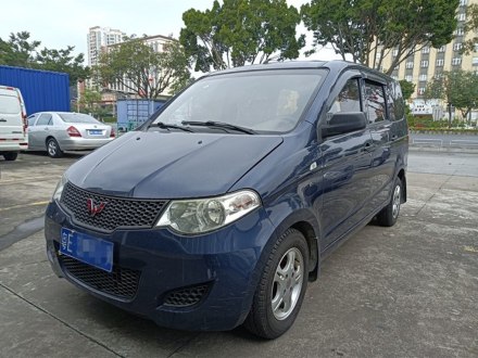 五菱宏光 2014款 1.5L 基本型