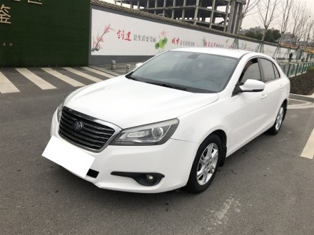 奔腾B90 2012款 2.0L 自动舒适型