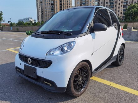 smart fortwo 2012款 1.0 MHD 硬顶标准版