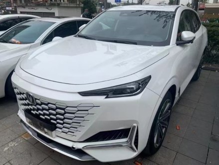 长安UNI-K 2021款 2.0T 全轮驱动尊享型