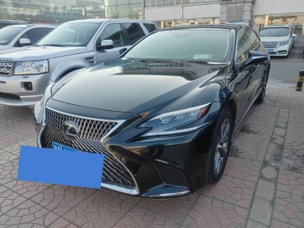 雷克萨斯LS 2018款 500h 卓越版 国V