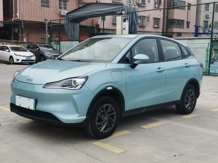 哪吒V 2022款 潮 300 Lite 磷酸铁锂