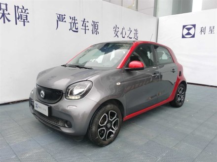 smart forfour 2016款 0.9T 66千瓦先锋版