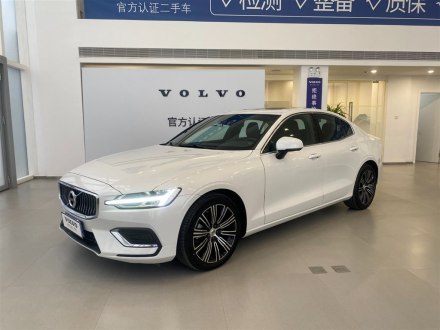 沃尔沃S60 2022款 B4 智远豪华版