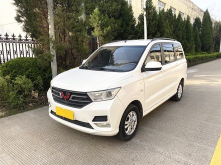 五菱宏光 2018款 1.5L 经典款S基本型
