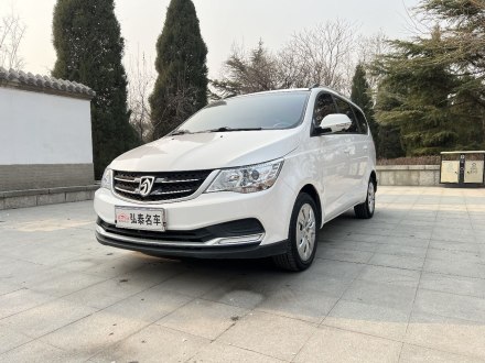 宝骏730 2019款 1.5L 手动超值型 7座 国VI