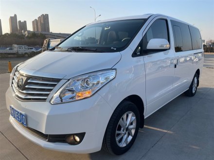 菱智PLUS 2021款 旅行版 2.0L 手动豪华型 7座