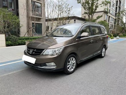 宝骏730 2016款 1.5L 手动豪华型 7座