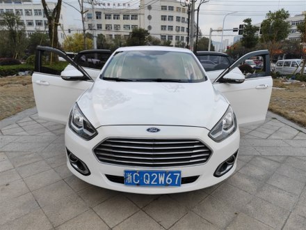 福睿斯 2015款 1.5L 手动舒适型
