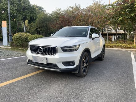 沃尔沃XC40 2021款 T4 四驱智远豪华版