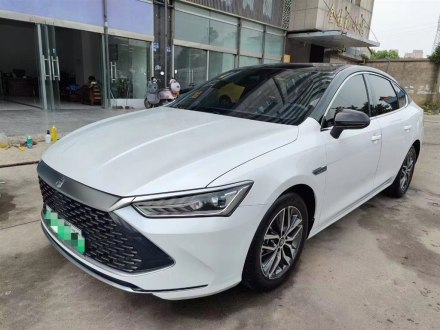 秦PLUS 2021款 DM-i 55KM 旗舰型