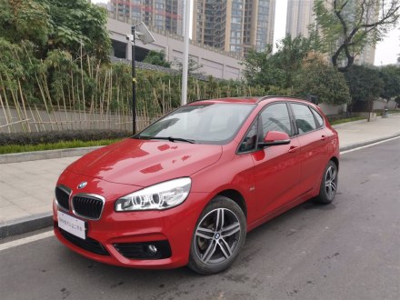 宝马2系旅行车 2016款 218i 运动设计套装