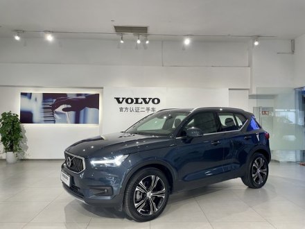 沃尔沃XC40 2021款 T4 四驱智远豪华版