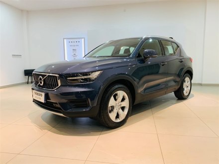 沃尔沃XC40 2021款 T4 四驱智行时尚版