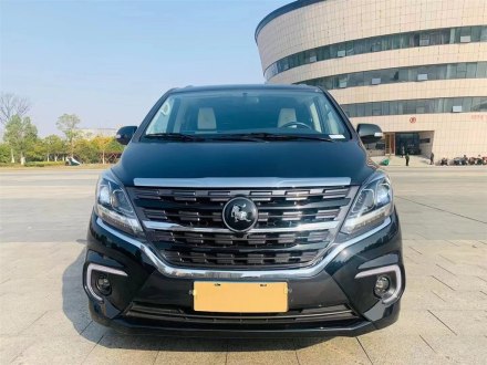 风行M7 2022款 领爵款 2.0T 自动伯爵版