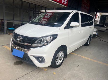 风行M6 2019款 1.5T 手动长轴豪华型 7座