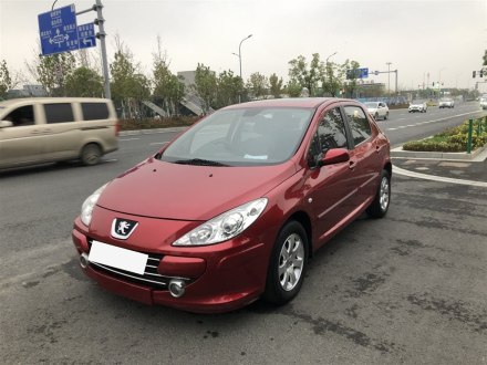 标致307 2012款 两厢 1.6L 自动舒适版