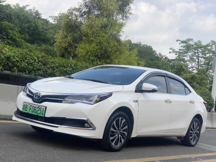卡罗拉双擎E+ 2019款 1.8L E-CVT领先版