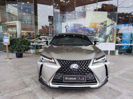 雷克萨斯UX 2020款 260h 探·趣版