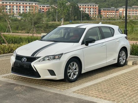 雷克萨斯CT 2014款 CT200h 舒适版 单色