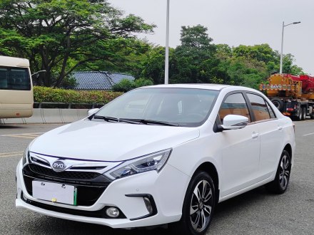 秦新能源 2015款 1.5T 双冠旗舰版