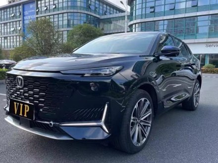 长安UNI-K 2021款 2.0T 全轮驱动尊贵型