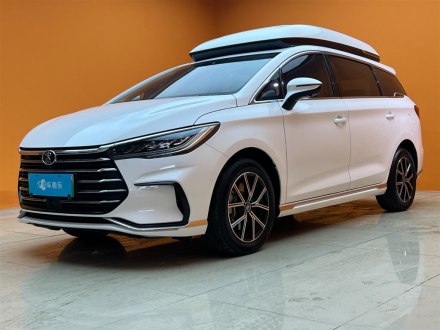 宋MAX新能源 2022款 DM-i 105KM 行政版