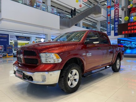 RAM Trucks 2013款 1500 5.7L