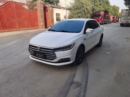 秦 2019款 1.5L 手动舒适型