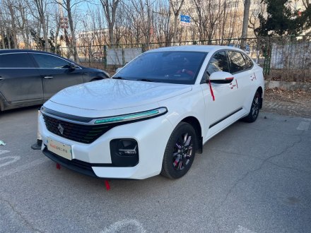 宝骏RC-5 2020款 1.5L CVT智耀精英型