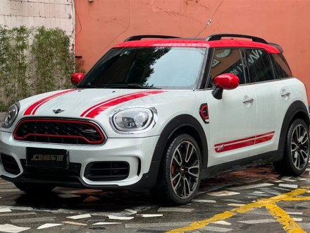 MINI JCW COUNTRYMAN 2020款 2.0T JOHN COOPER WORKS 极地版