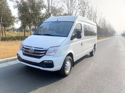 上汽大通MAXUS V80 2019款 2.5T经典款6挡手动商旅长轴中顶9座