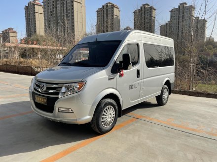 御风 2021款 2.5T V9超值版物流车短轴中顶5-9座国V ZD25