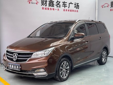 宝骏730 2017款 1.5T 手动时尚型 7座 国V