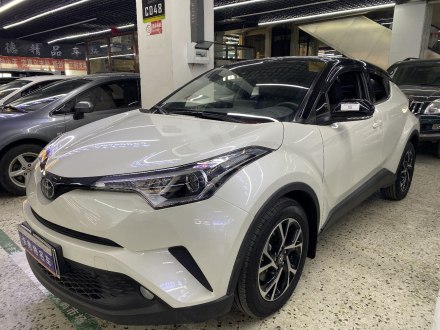 丰田C-HR 2020款 2.0L 领先版