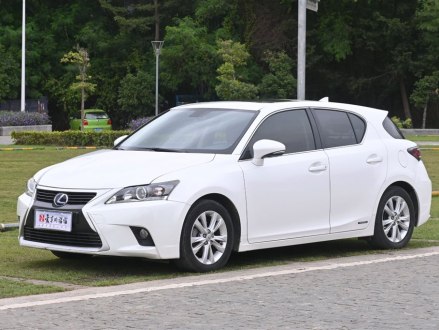 雷克萨斯CT 2014款 CT200h 舒适版 单色
