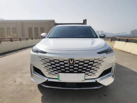 长安UNI-K新能源 2022款 蓝鲸iDD 130km 1.5T 卓越型