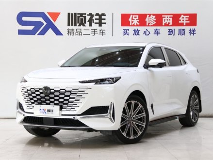 长安UNI-K 2021款 2.0T 全轮驱动尊贵型