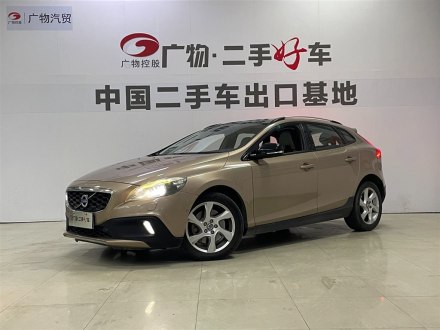 沃尔沃V40 2015款 Cross Country T5 AWD 智雅版