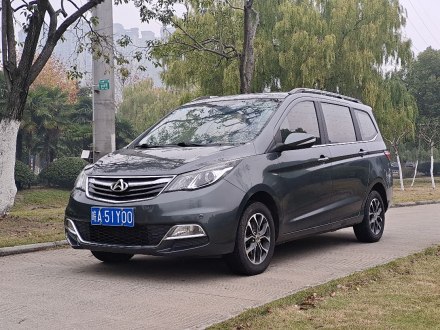 长安欧尚A600 2016款 1.5L 手动豪华型7座