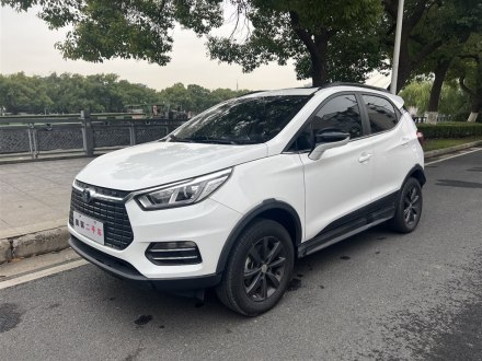 元新能源 2018款 EV360 智联炫酷型