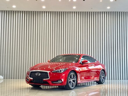 英菲尼迪Q60 2019款 2.0T 豪华版