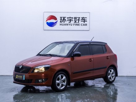 晶锐 2012款 1.6L 自动酷黑版
