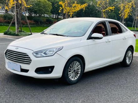 福睿斯 2015款 1.5L 手动舒适型