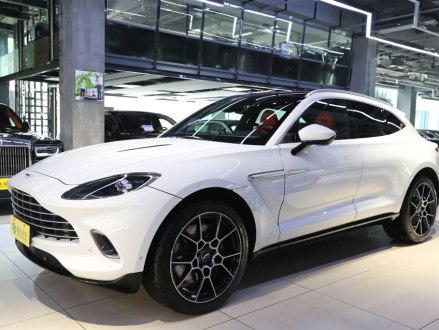阿斯顿·马丁DBX 2022款 4.0T V8